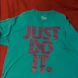 Nike tee